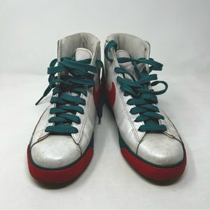 VTG Nike orange and teal high tops